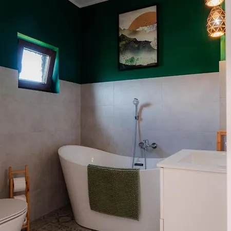 Osada Slowinska Jaktstuga *